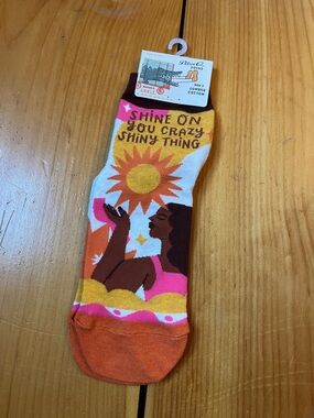 New! BLUE Q Women's 5-10 Ankle Socks "Shine On You Crazy Shiny Thing" Empower